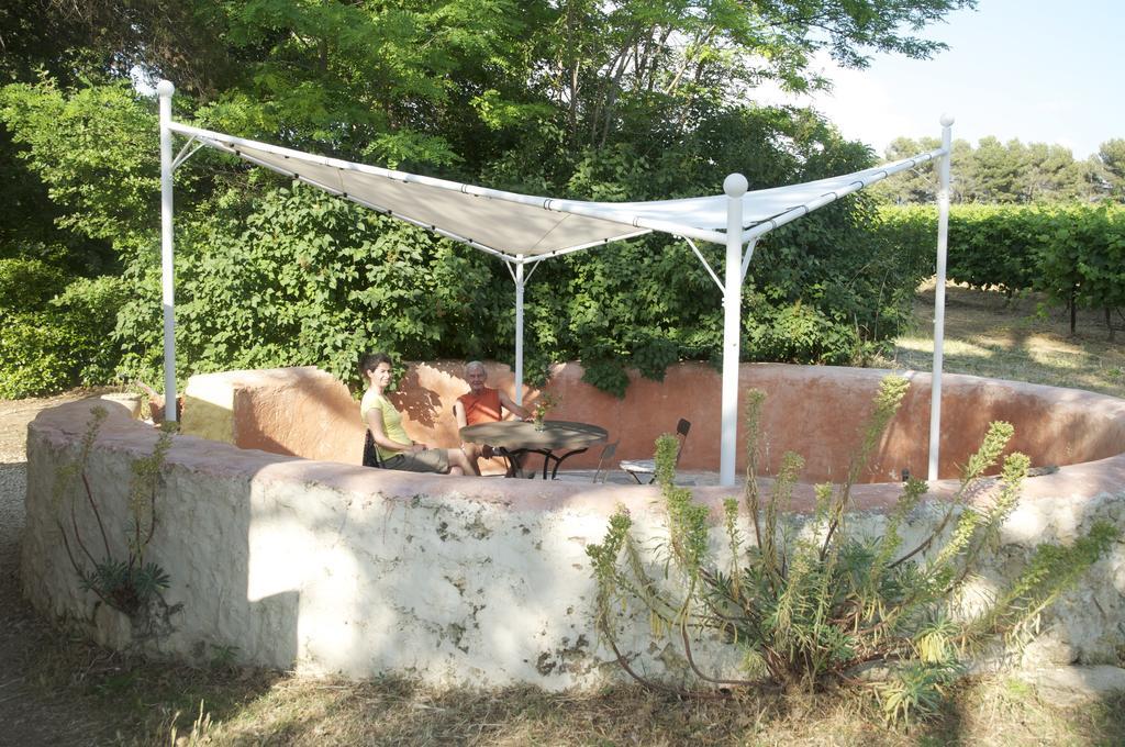 Le Petit Bacalan Villa Mormoiron Luaran gambar